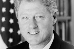 Bill Clinton Hospitalized & Reversed Heart Disease With A Plant-Based Diet Caavakushi