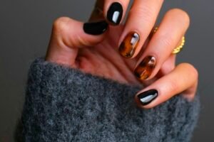 Shellac Nails Equal Animal Parts & Animal Cruelty On Your Fingers Caavakushi