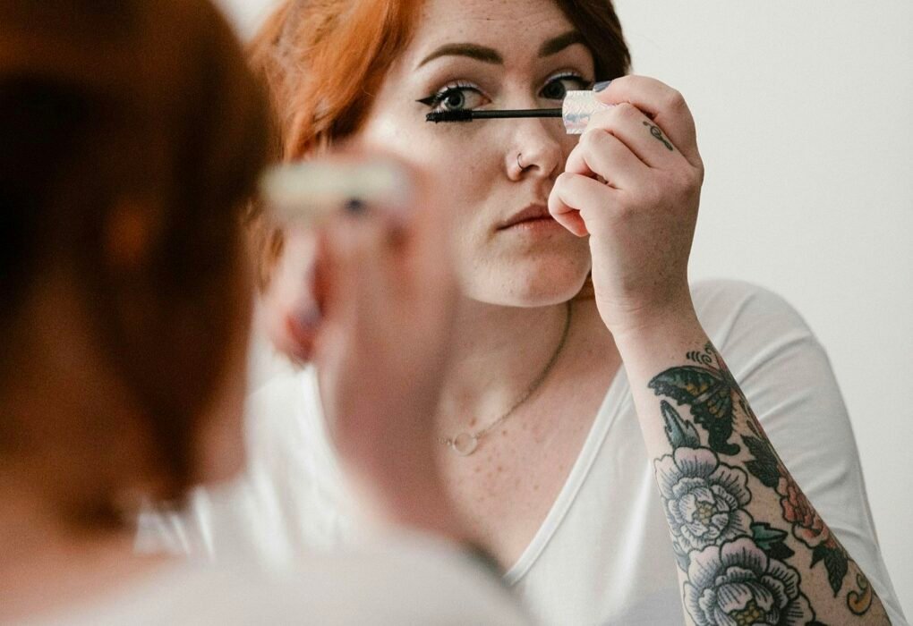 Best Mascara Brands Conduct Horrifyingly Painful Animal Testing On Rabbits Caavakushi