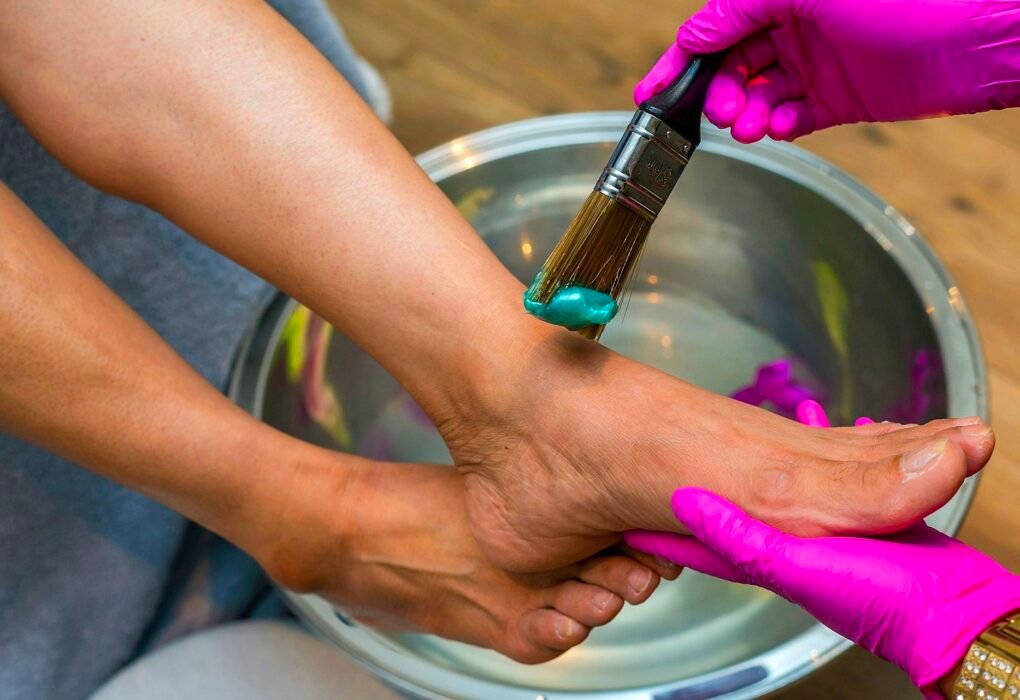 Peeling Foot Mask Vegan & Cruelty-Free DIY Homemade Recipe Caavakushi