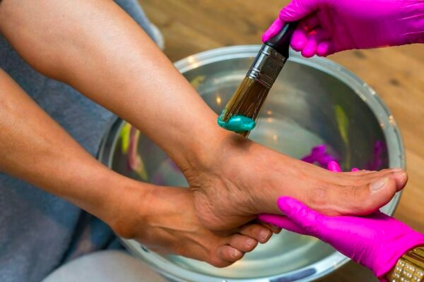 Peeling Foot Mask Vegan & Cruelty-Free DIY Homemade Recipe Caavakushi
