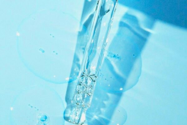 Best Vegan Alternative To Retinol For Sensitive Skin That Won't Cause Purging Or Scaling? Caavakushi