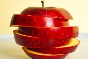 Apple Skin Leather: 50% Industrial Waste Recycled & 0% Animal Cruelty Caavakushi